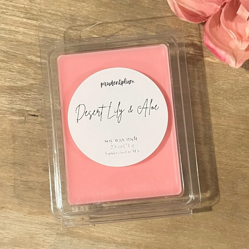 Desert Lily & Aloe Soy Wax Melt 2.5 oz | Melts For Wax Warmer Clamshell